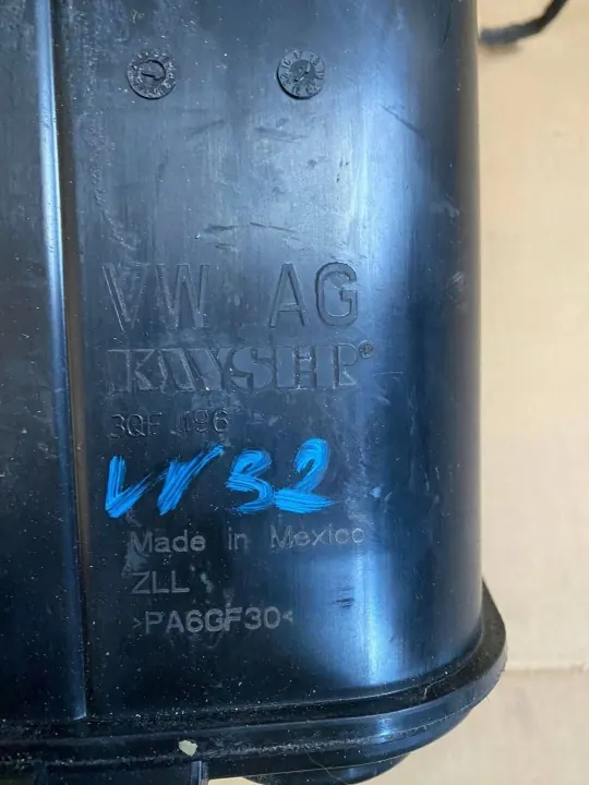 Brandstofdampkoolstoffilter OEM 3QF196 - Gebruikt image 5