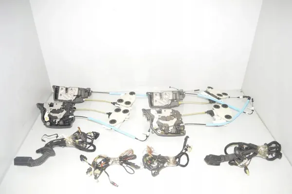 Conjunto de fechaduras BMW X6 OEM 51207419844 - Usado image 2