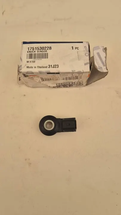 Sensor SsangYong OEM 1751530228 - Estado Usado image 2