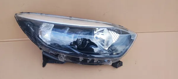 Oikea Etuvalo Renault Captur I 13-17 OEM 260105066R image 2