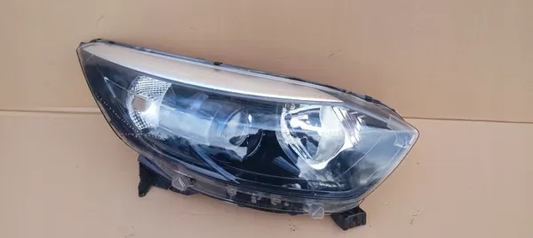 Oikea Etuvalo Renault Captur I 13-17 OEM 260105066R image 4