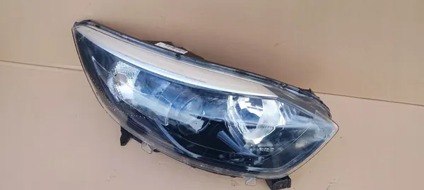 Oikea Etuvalo Renault Captur I 13-17 OEM 260105066R image 5