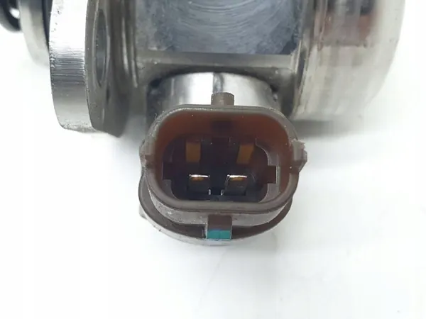 Válvula de bomba inyección OEM F01R00NA64 - Usado image 3