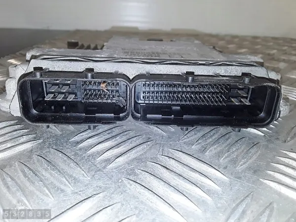 2008 Toyota Auris ECU 1.4 D-4D 8966102E10 image 3