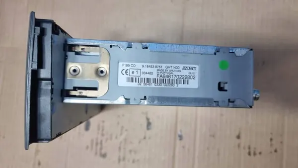 Radio CD-speler OEM 735446970 voor Fiat Grande Punto image 3