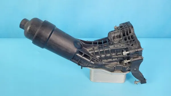 BMW G20 Caja Filtro Aceite OEM 72482269 image 6
