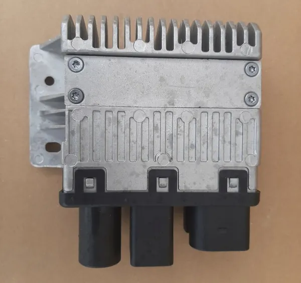 Module relais ventilateur OEM 7H0919506 pour VW Transporter T5 image 2