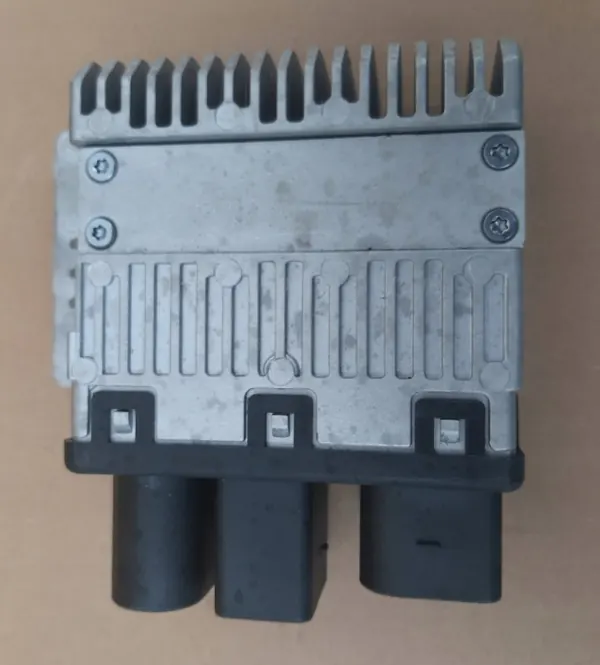 Module relais ventilateur OEM 7H0919506 pour VW Transporter T5 image 6