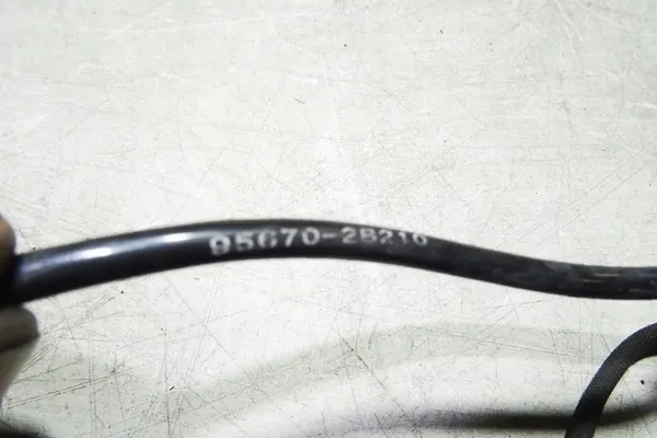 Voorste ABS-sensor HYUNDAI SANTA FÉ II 956702B210 image 2