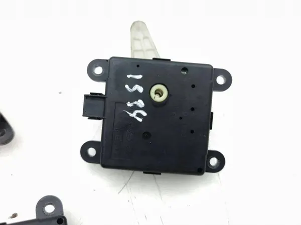 Lämmitysventtiili OEM 3F12030850 Nissan 350Z:lle image 7