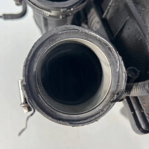 Luchtfilterhuis Range Rover Sport L320 OE 4619685916 image 3