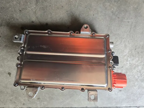 Convertisseur de tension Ford Mustang Mach-E 2020 OEM LJ98-14G646-AD image 6