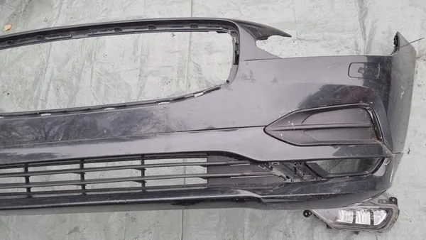 VOLVO XC60 II Paraurti Anteriore 2017 image 3
