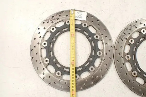 Yamaha FJR 1300 Voorremschijven 300mm OEM 189045 image 7