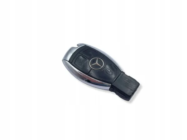 Chave Mercedes OEM UHP2245 - 3 Botões Prata Usada image 4