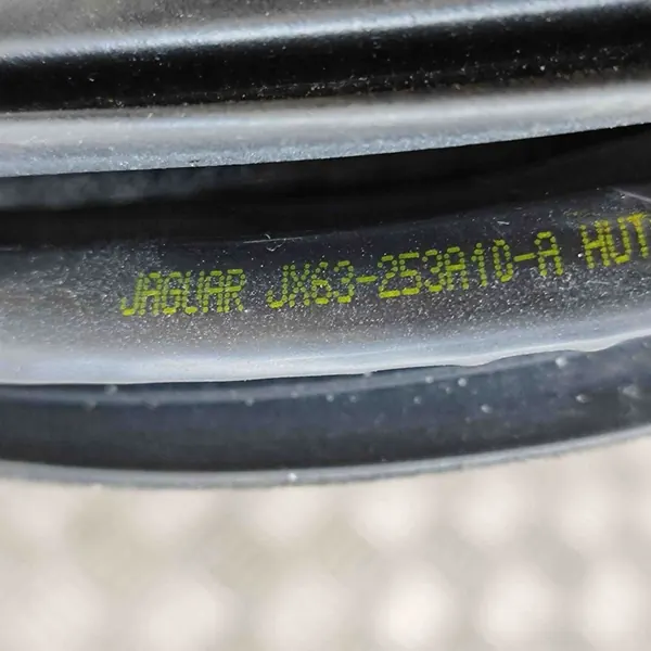 Jaguar XF X260 2019 Right Door Seal image 8