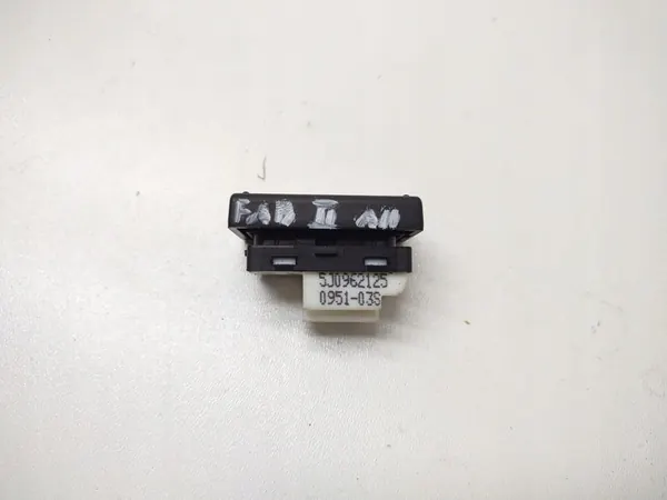 Türschalter 5J0962125 Skoda Roomster Fabia II image 3