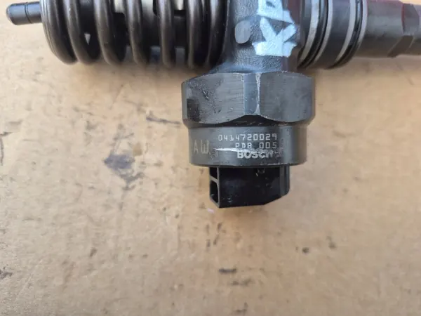Inspuitpomp VW Sharan 1.9 TDI OEM 0414720029 image 4