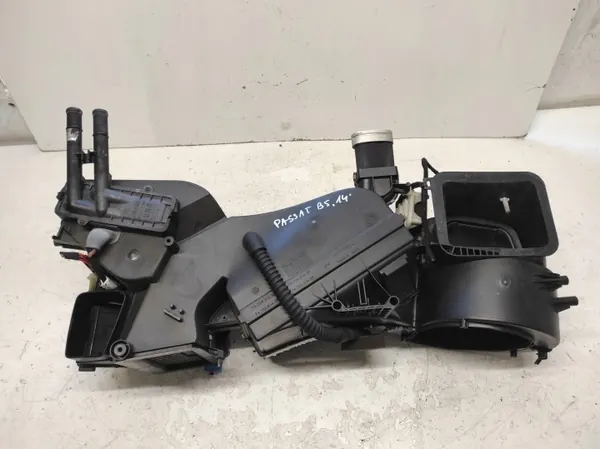 VW Passat B5 Lift Värmematris OEM 8D1820005P image 3