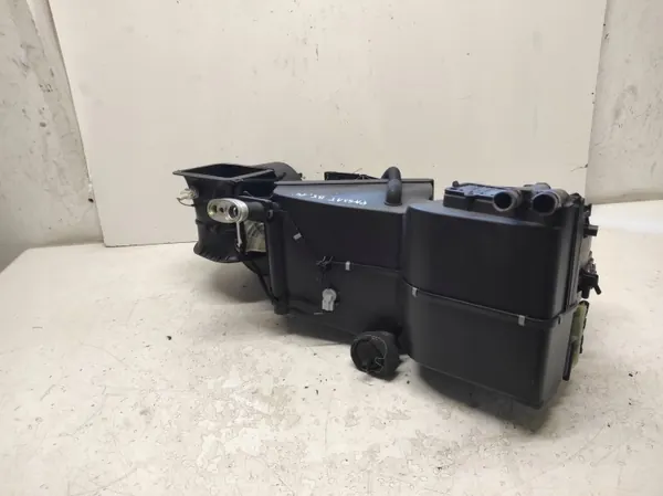 VW Passat B5 Lift Värmematris OEM 8D1820005P image 4