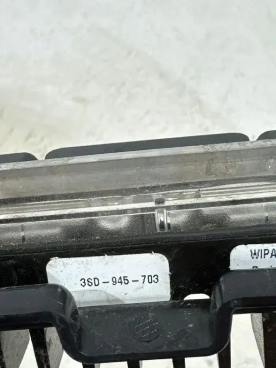 Bumperlicht achter Bentley Continental GT OEM 3SD945703 image 3