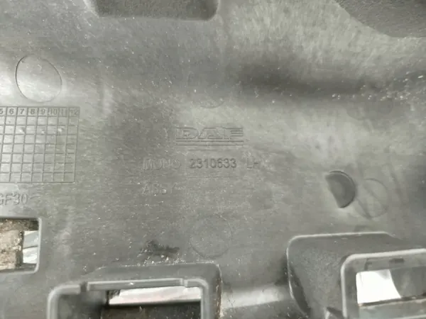 DAF ohjaamon askeljalusta vasen OEM 2310633 - Käytetty image 4