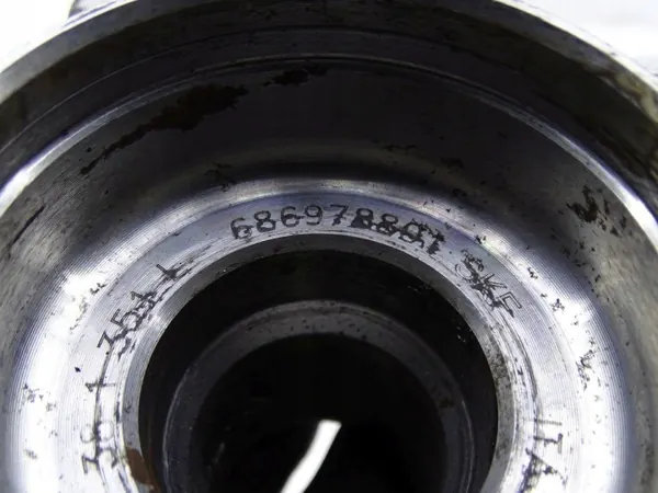 OEM 6869788 Vorderradnabe BMW 7er G11 G12 image 3