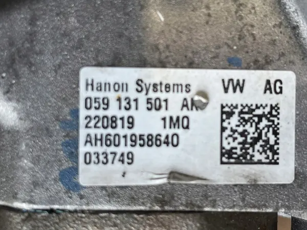 EGR-jäähdytin AUDI A5 Q5 A6 3.0 TDI 059131511DE image 5