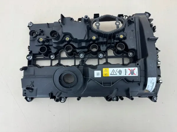 BMW Ventildeckel OEM 11128631745 - Gebrauchtes Originalteil image 2