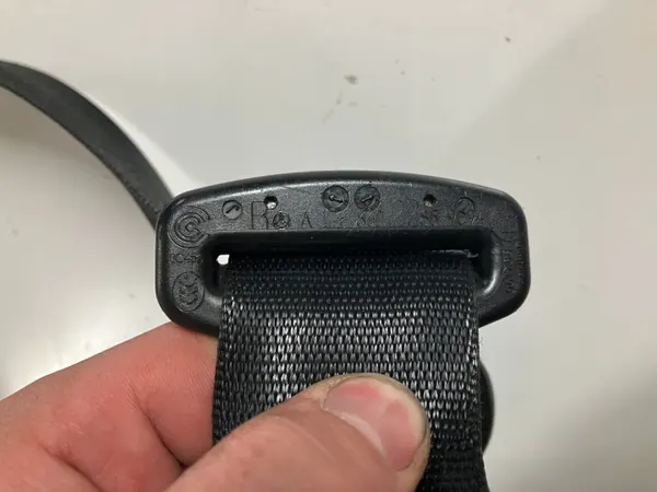 Veiligheidsgordel voor rechts Mercedes A-klasse W176 OEM A1768602285 image 3