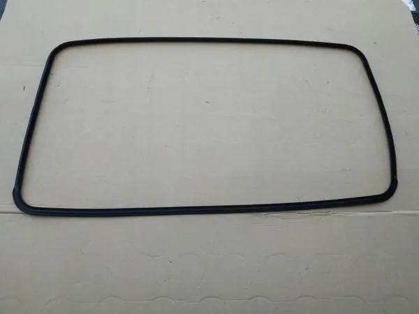 Kattoluukun tiiviste OEM NR.LTXZ010 Mercedes 190 W201 image 4