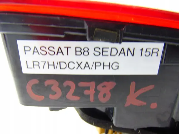 Lámpara LED trasera derecha VW Passat B8 Lift Sedan image 6
