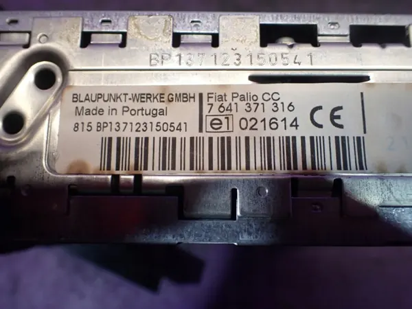 Radio Casete Blaupunkt OEM Zawada-276488- para Fiat Albea image 4