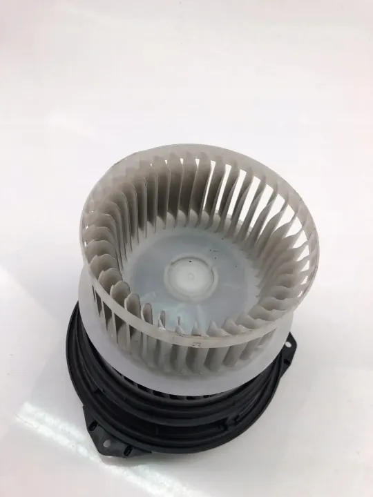 Toyota lämmitysmoottori OEM 23886264 Corollalle 2019 image 2