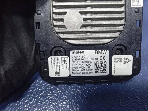 BMW Induktionsladegerät OEM 9437712 für 3er G20/G21 image 6