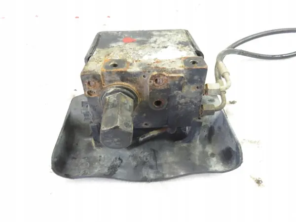 Begagnad MAN hytaktuator OEM SIŁOWNIK KABINY MAN TGX I image 3