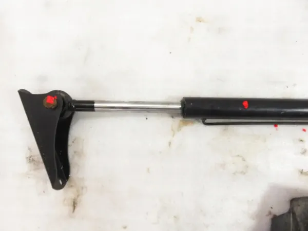 Begagnad MAN hytaktuator OEM SIŁOWNIK KABINY MAN TGX I image 9