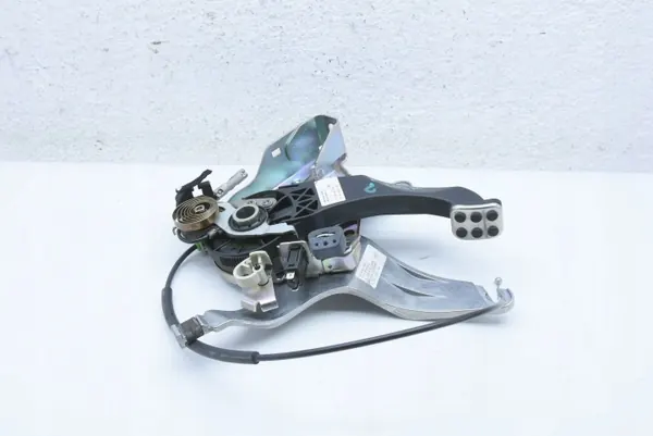 Mécanisme de frein à main Mercedes-Benz OEM A2044201484 image 2