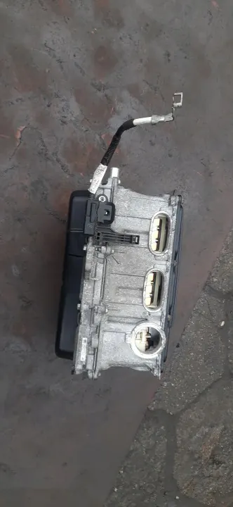 Conversor de tensão Toyota Auris 2011 OEM G920047210 image 4