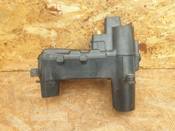 Kondensaattorikotelo OEM 9830070780 PSA-ajoneuvoille image 2