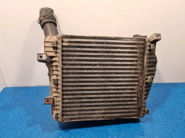 VW Touareg V6 3.0 Intercooler 7L6145804 BKS image 4