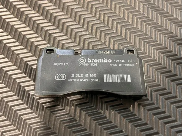 OEM 4S0615415L Bromsbelägg bak för Audi R8 4S 420 image 3