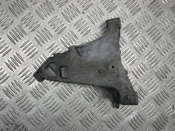 Soporte Motor Mercedes A1392232300 - W206 Usado image 4