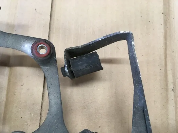 Luftpumpsfäste OEM A2112370540 Mercedes CLS image 5