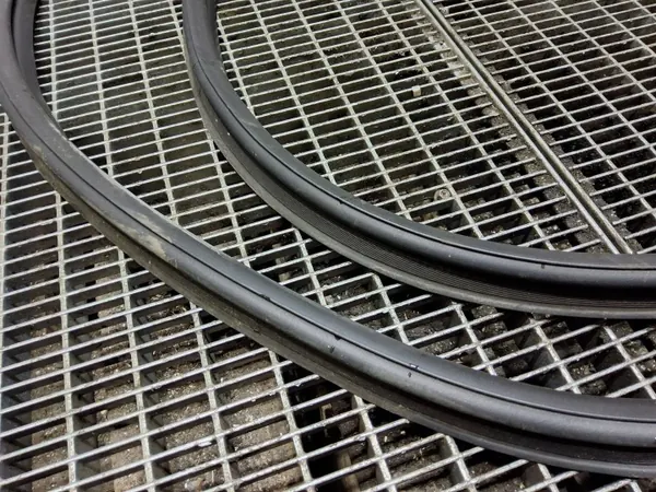 Junta de maletero OEM SKE56958 para KIA Xceed image 4