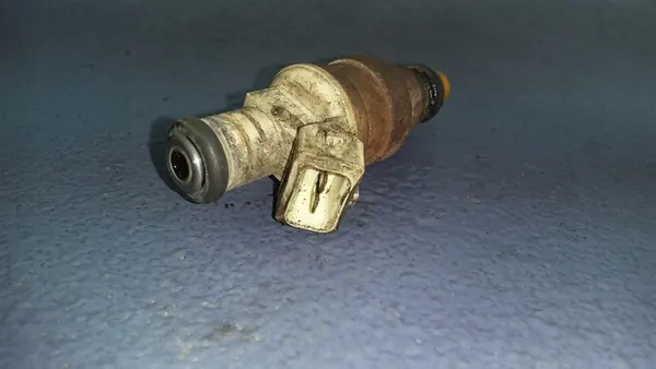 Iniettore VW GOLF II 1.3B 030906031A image 3