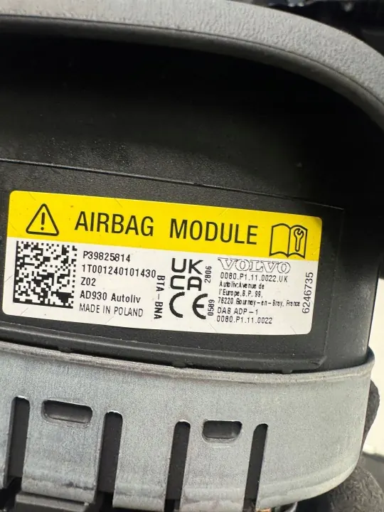 Panneau Console Airbag OEM Volvo XC60 II Occasion image 4