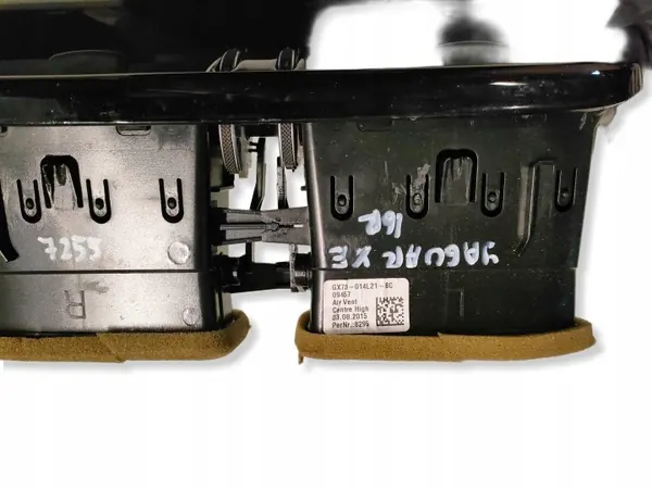 Rejilla Jaguar XE 2016 OEM GX73014L21BC - Usado image 7