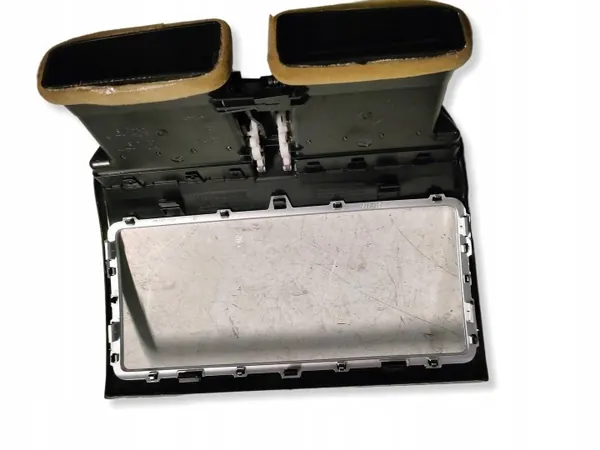 Rejilla Jaguar XE 2016 OEM GX73014L21BC - Usado image 8
