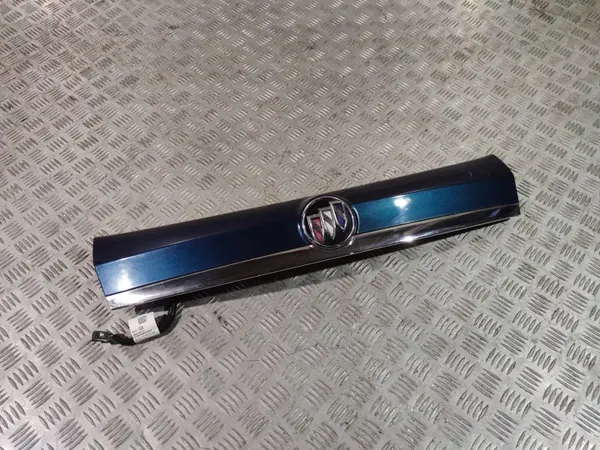 Buick Encore I 2019 Feu de Plaque OEM 95093299 image 2